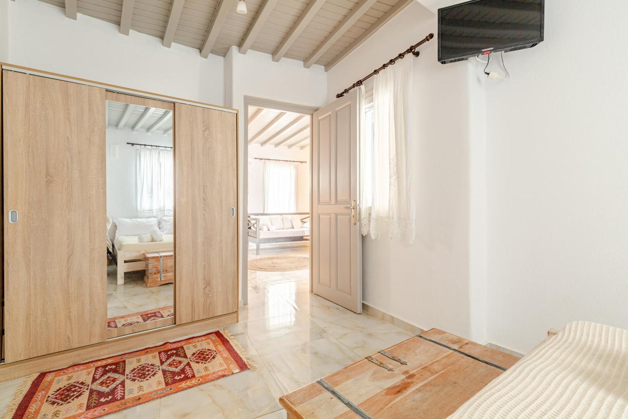 Elenitas Beach House In Ornos Ornos (Mykonos) Exterior foto